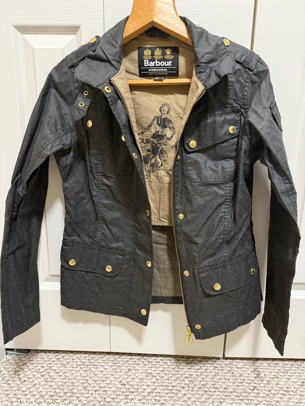 Barbour Black size 4 GUC/EUC Waxed Cotton Military-Style Jacket with Gold Hardwa